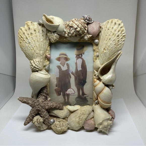 Fancy Frames beautiful shell Picture Frame - Picture 8 of 10